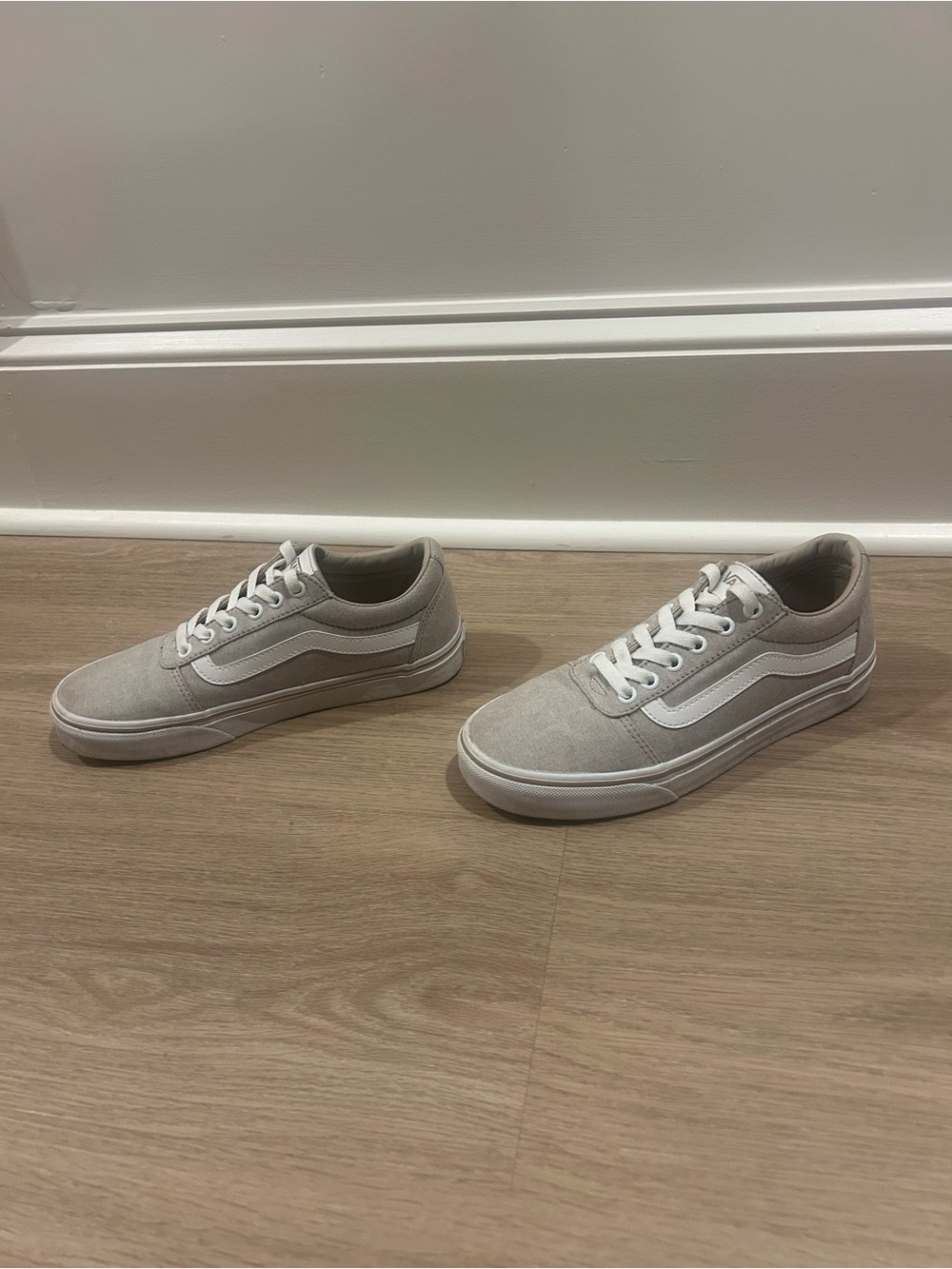 Vans Women's Low-Top Sneakers